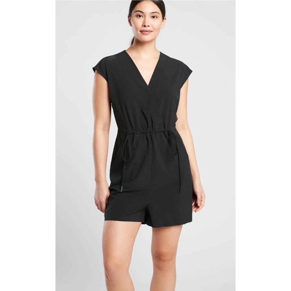 Athleta Marlow Romper Black Size XL Sleeveless V-Neck Pockets NEW